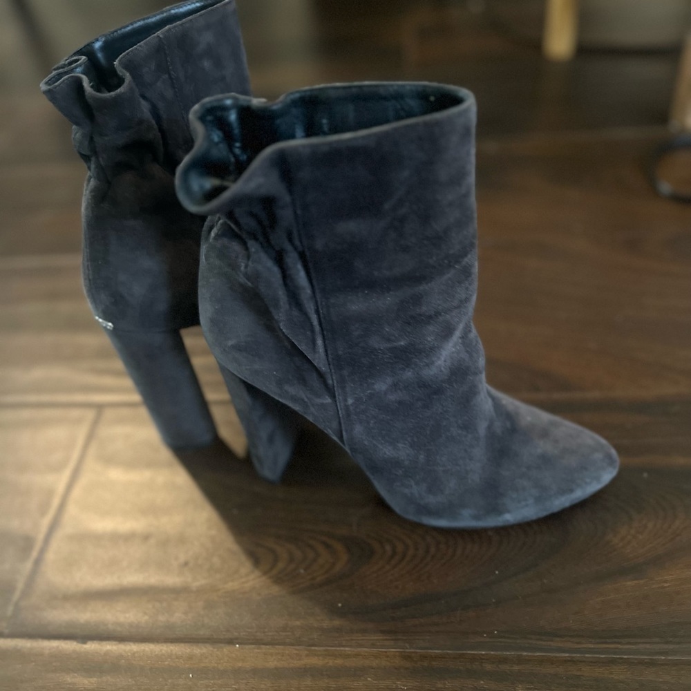 Christian Dior Suede Bootie 38.5